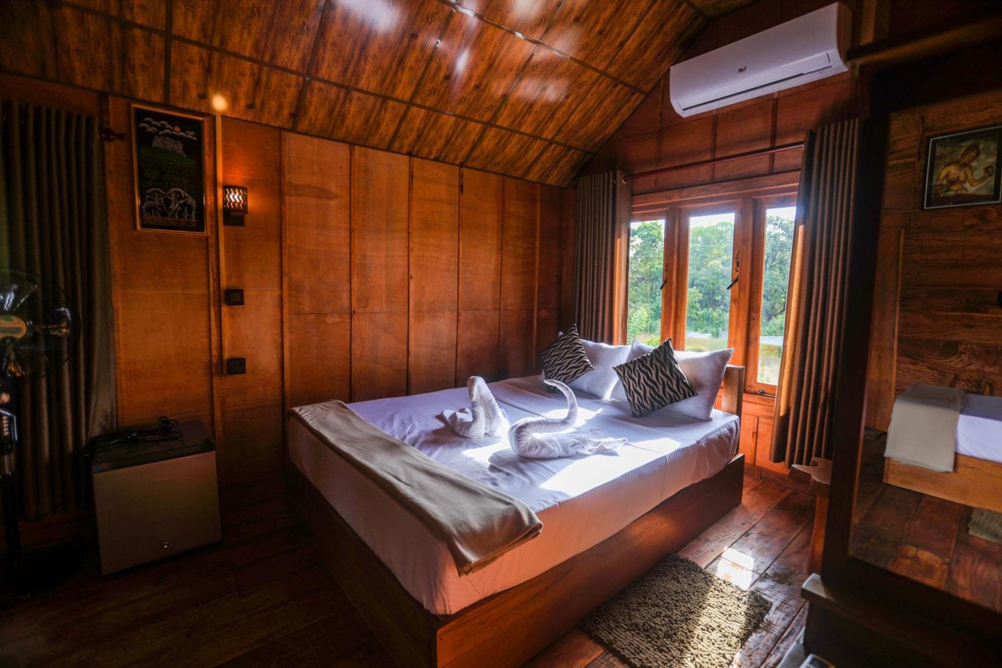 Lion Wood Treehouse Villa Talkote Exteriör bild